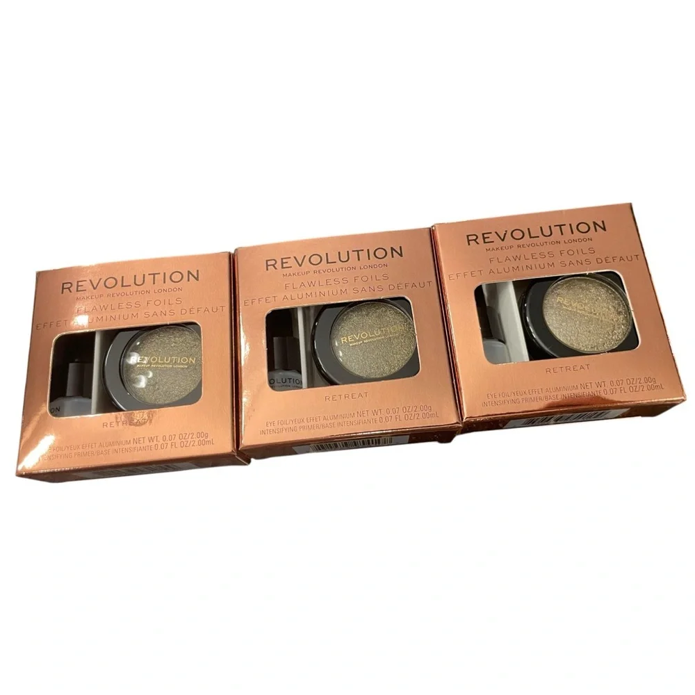 REVOLUTION Flawless Foils Eye Foil Intensifying Primer Metallic RETREAT New Gold